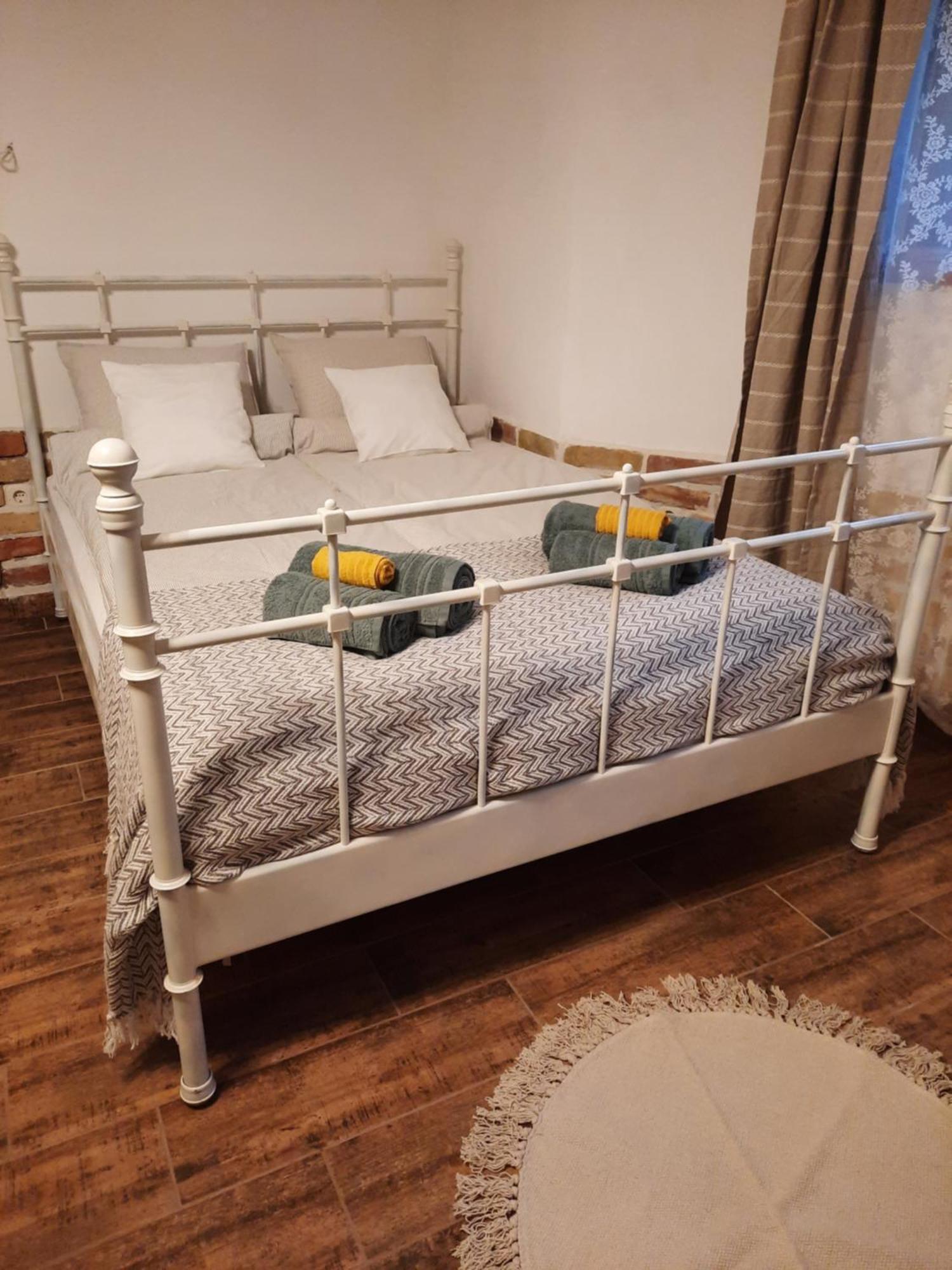 Kuria Apartman Budapest With Free Parking 외부 사진