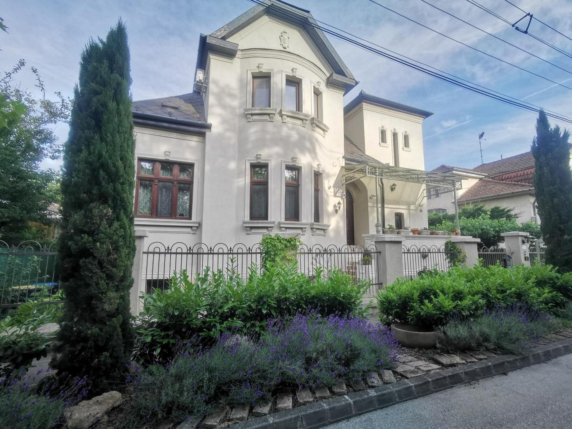 Kuria Apartman Budapest With Free Parking 외부 사진