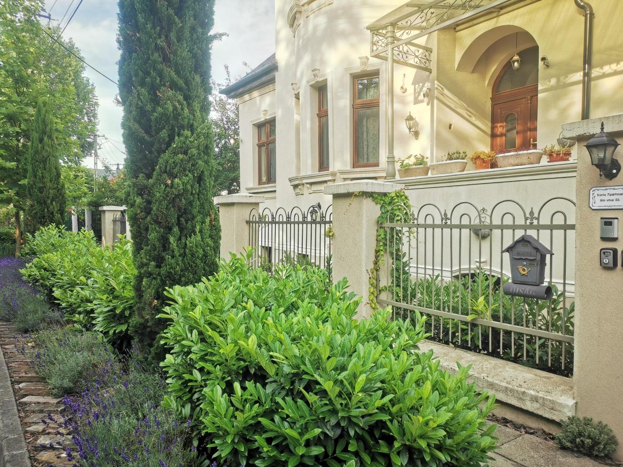 Kuria Apartman Budapest With Free Parking 외부 사진