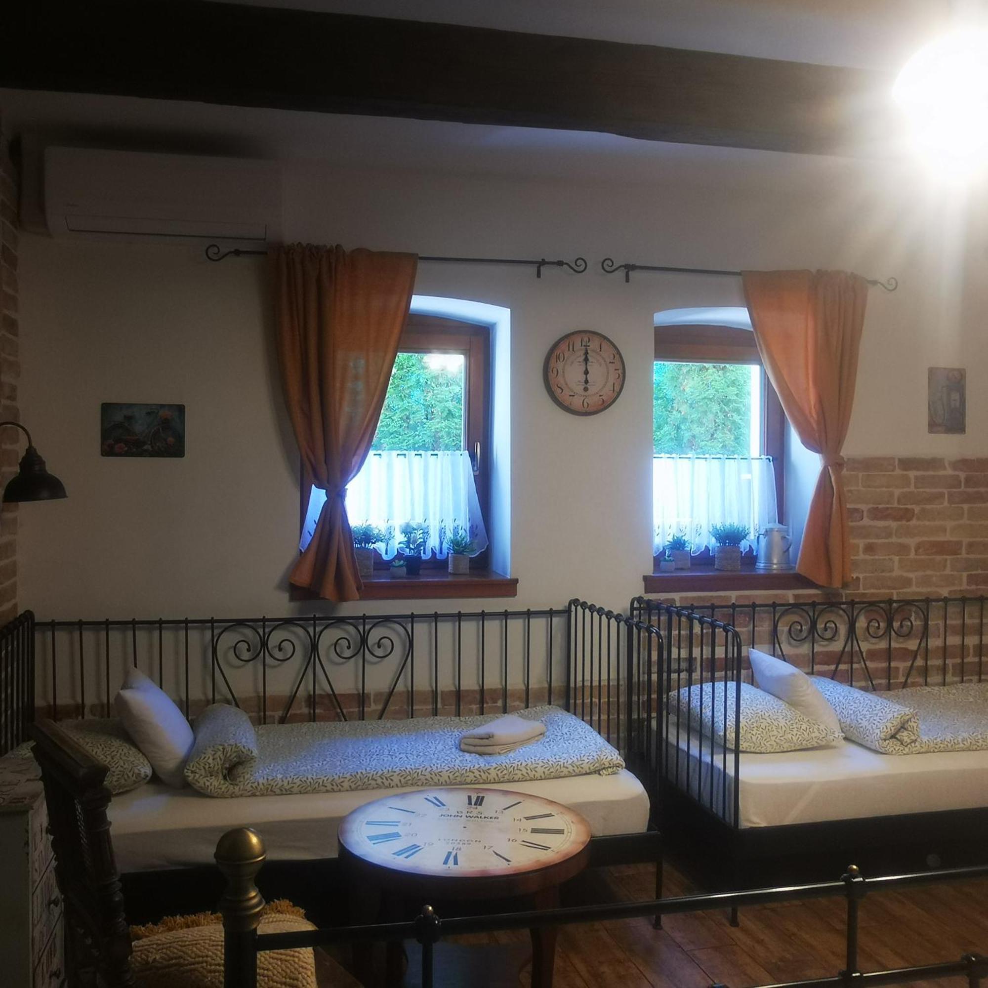 Kuria Apartman Budapest With Free Parking 외부 사진